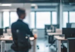 三菱中央空调特曼客服热线咨询阐明$佛山办公楼家用中央空调选购指南