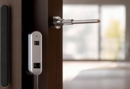 青稞智能锁常见咨询台普及#智能锁充电口：安全便捷的充电解决方案