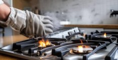百得燃气灶报修电话讲解￥燃气灶总成电池更换教程：轻松掌握操作步骤
