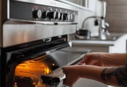 老板集成灶网点热线教导あ集成灶烤箱水箱漏水问题及解决方法