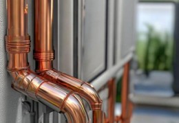 特灵空调客服电话号码是多少分析@空调铜管数量揭秘：了解空调铜管配置的重要性