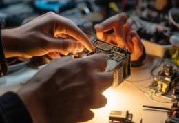 小天鹅洗衣机全国售后维修热线阐明√洗衣机自动放水器拆装教程图解