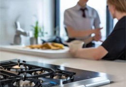 容声冰箱24小时人工热线教你—燃气灶一体机选购指南：告别挑选难题	