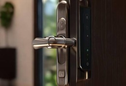 帅丰家电客户热线支持科普=三芯智慧锁体：安全守护，智能生活新选择