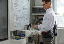 开利空调维保上门服务教大家，武汉中央空调集分水器选购指南：高效节能方案解析