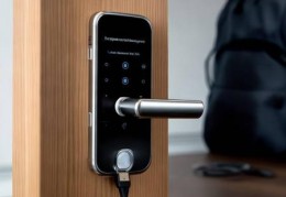 高雅居智能指纹锁售后服务各中心维修梳理√智能门锁指纹更换教程：轻松实现一键更新安全认证	